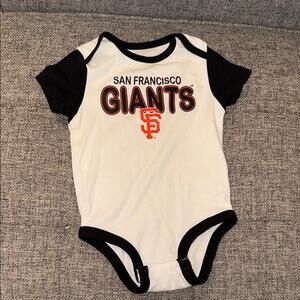 MLB San Fransisco giants baby onesie size 3-6 months